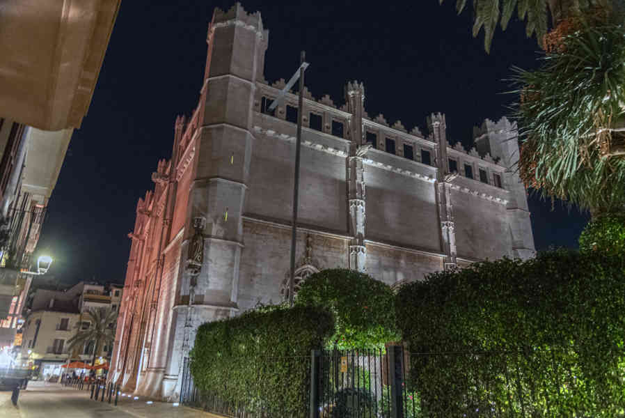 Mallorca - Palma 072 - La Llotja.jpg